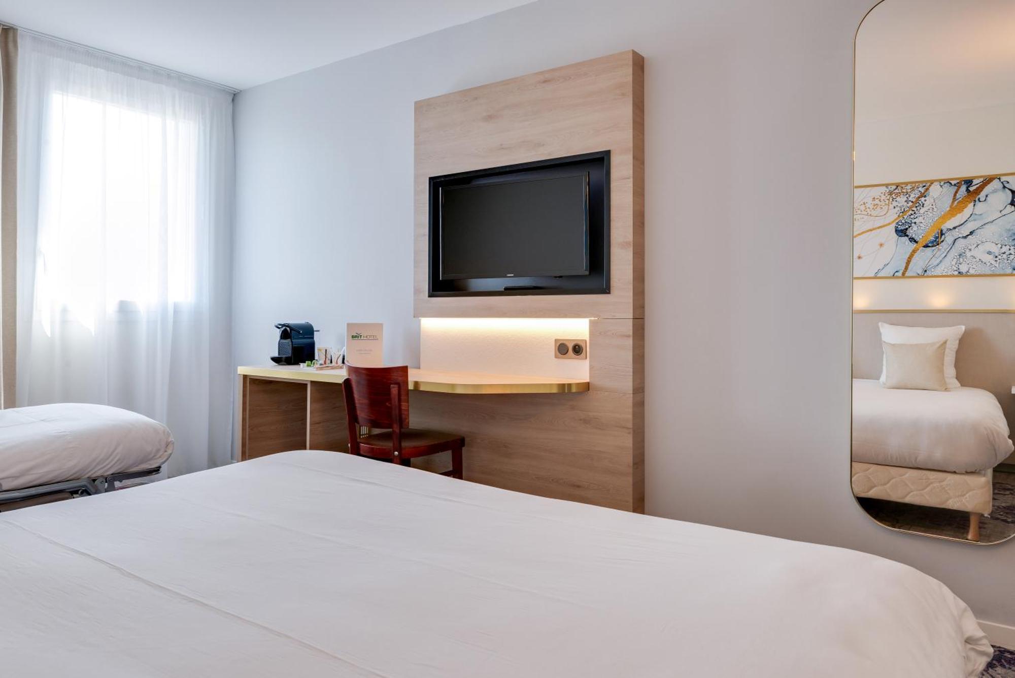 Hotel Brit Orleans St Jean De Braye - L'antares 3*